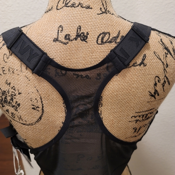 Ivy Park/Adidas Medium Support Sports Bra - Picture 9 of 9